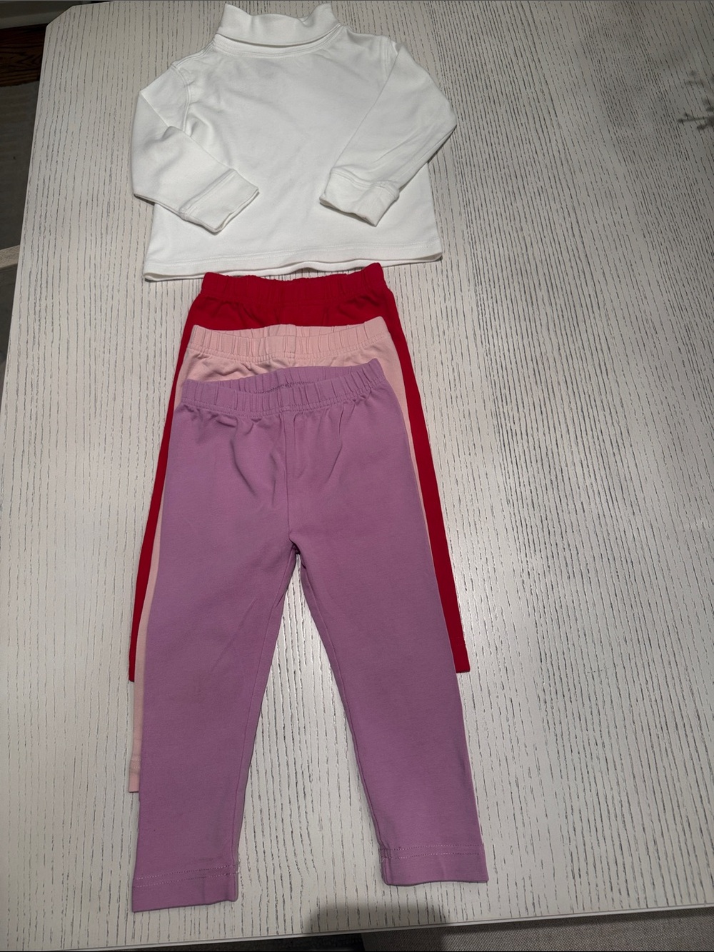 Hanna Andersson Girls Turtle Neck & Leggings Bundle - Lavender, Light Pink & Red